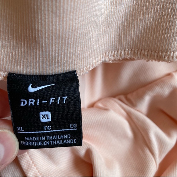 Nike Shorts & shirt lot athletic running clothes XL - Picture 8 of 10